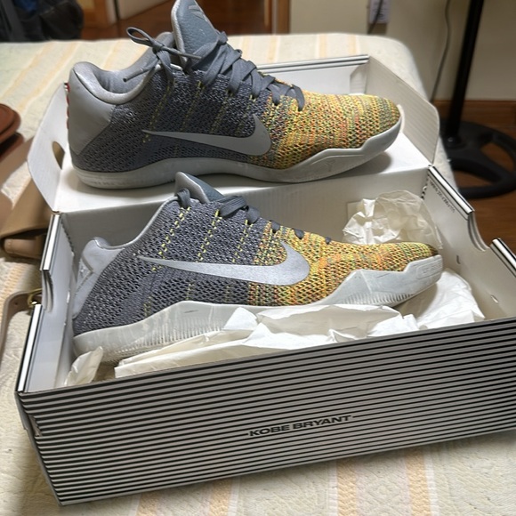 Original Kobe Bryant size 9 - Picture 5 of 10